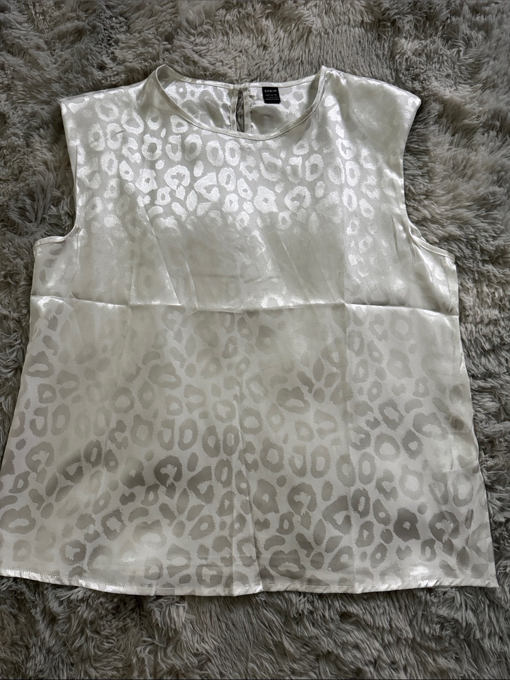 Sleeveless Satin Leopard Jacquard Top size L (8/10)